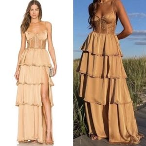 V. Chapman Dakota Gown in Desert